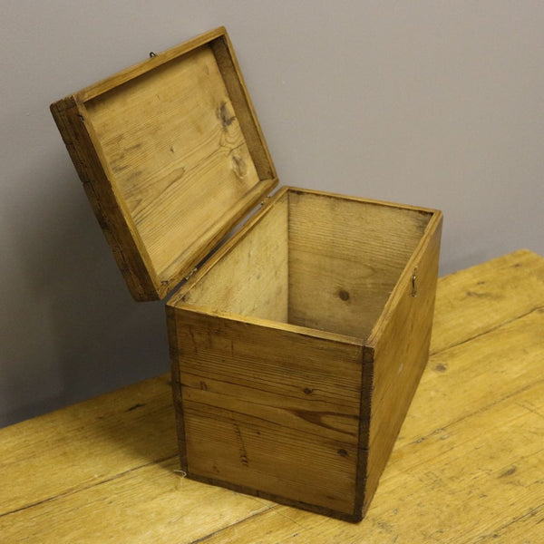 Small Pine Box