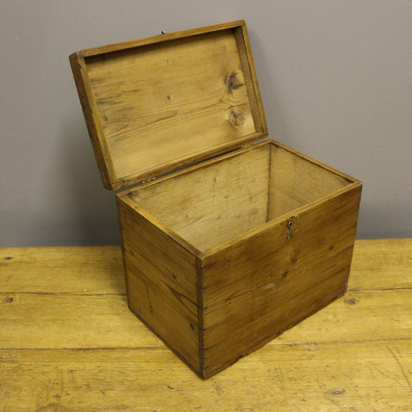 Small Pine Box